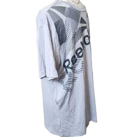 Reebok Men's Size Medium Gray Graphic Logo Dri-Fit Short Sleeve Athletic Shirt - Picture 3 of 7